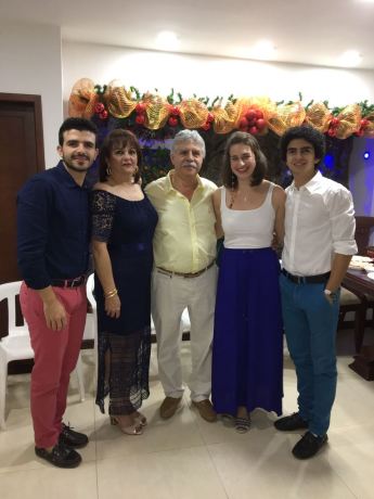Aiman's Familie: Anwar, Patricia, Alberto, ich und er :)
